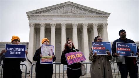 Supreme Court blocks Biden's latest try at student loan relief .